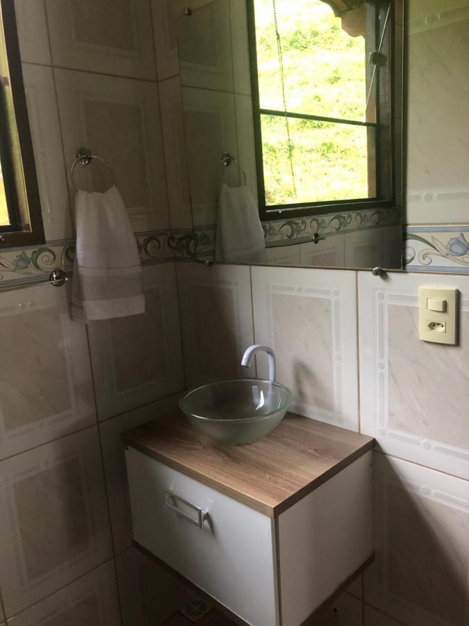 Вілла Sitio Casa Do Vale Вісконді-ді-Мауа Екстер'єр фото